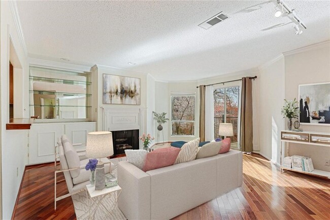 Primary Photo - 209 14th St NE