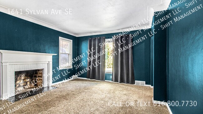 Building Photo - 1641 Sylvan Ave SE