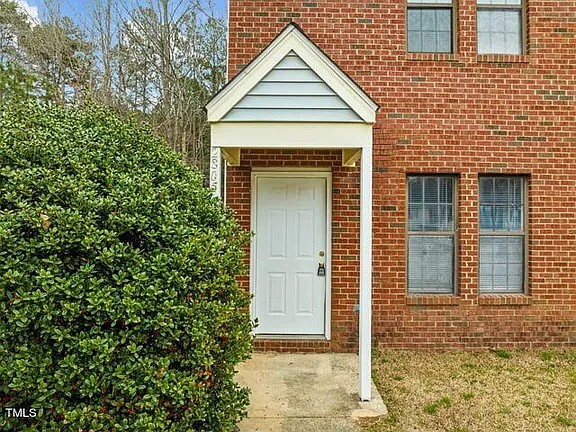Building Photo - 2805 Ferret Ct