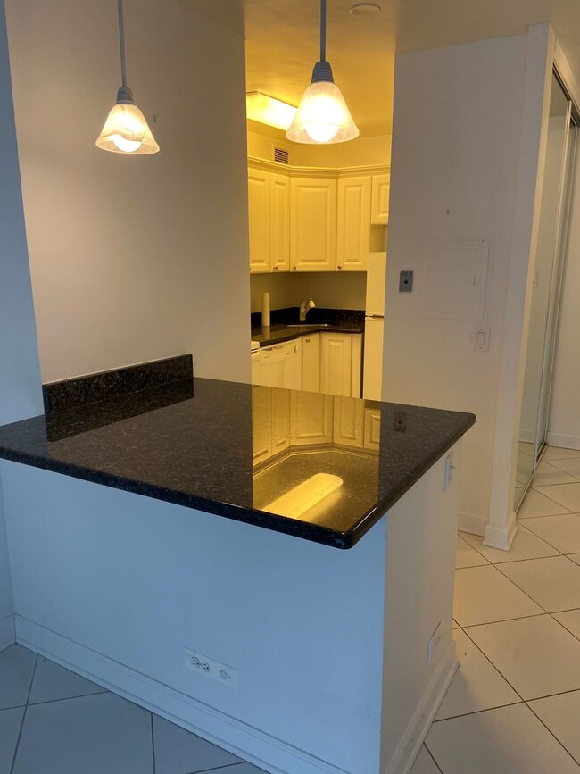 Building Photo - 777 N Michigan Ave