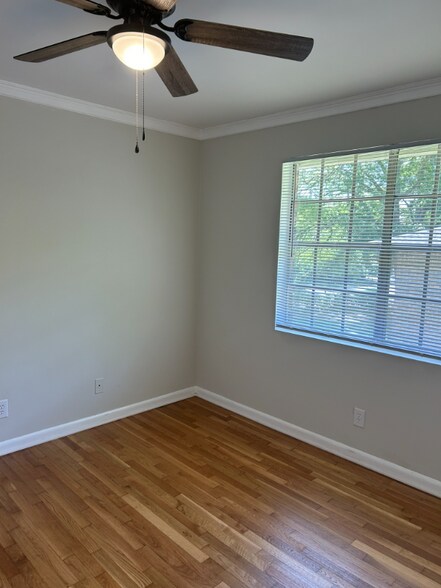 Building Photo - 1386 Church St