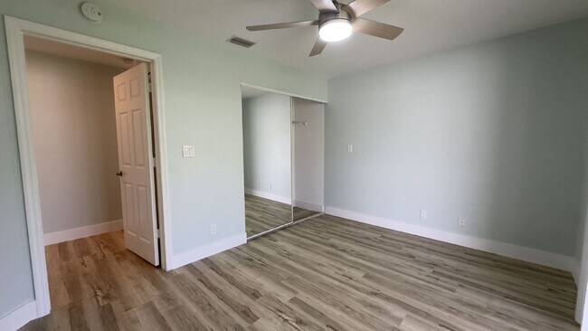Building Photo - 13285 Opal Ln