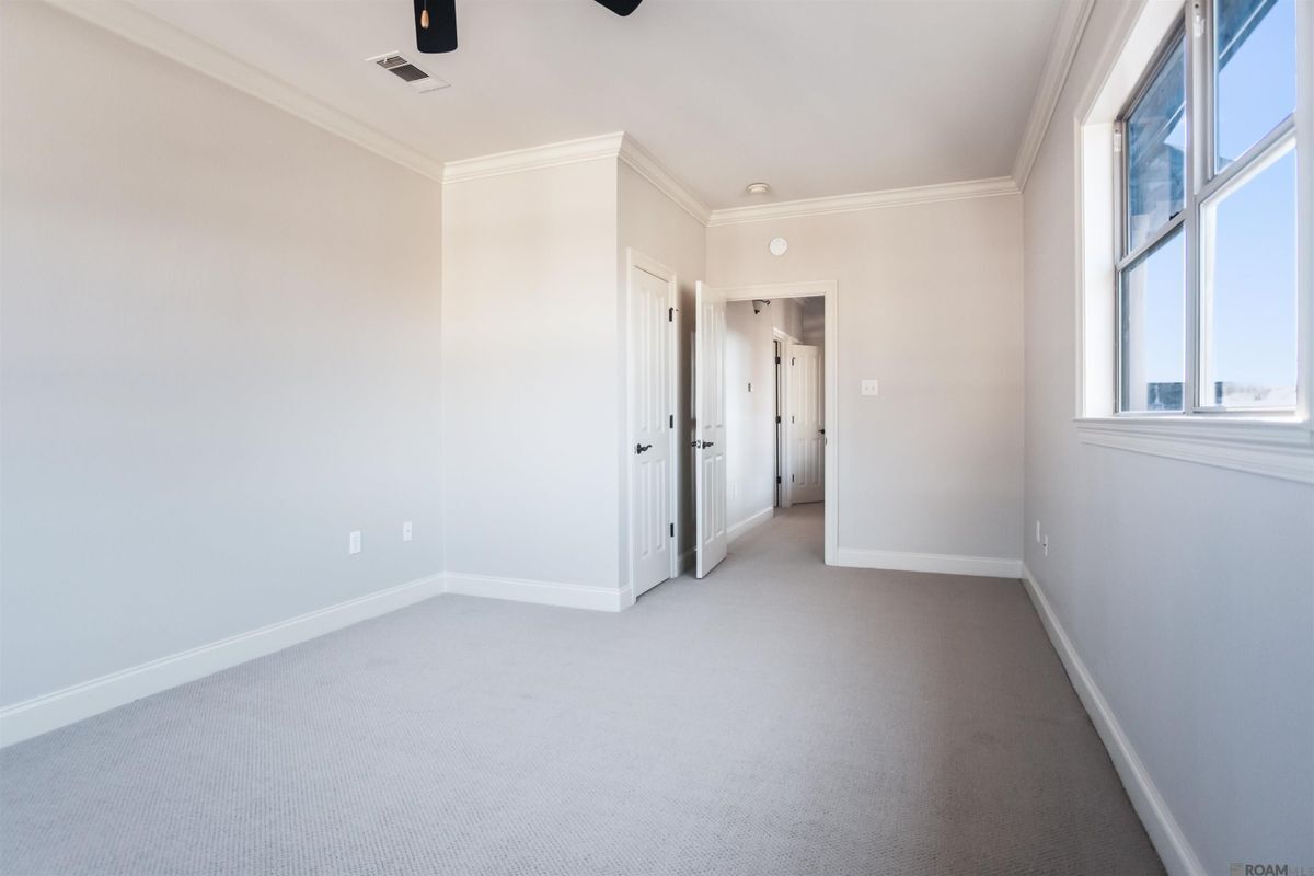 Building Photo - 1642 Ruelle De Grace Dr