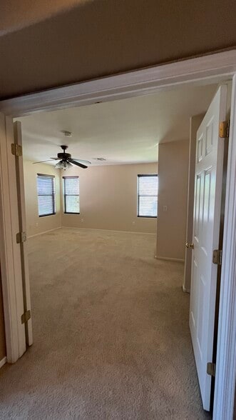 Building Photo - 17743 W Hearn Rd