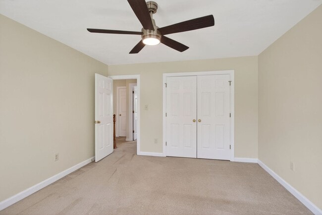 Building Photo - 5 Bed, 2.5 Bath Home in the Heart of Red Mill Farms