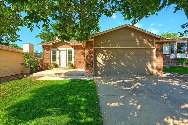 Building Photo - 10419 Iris Way