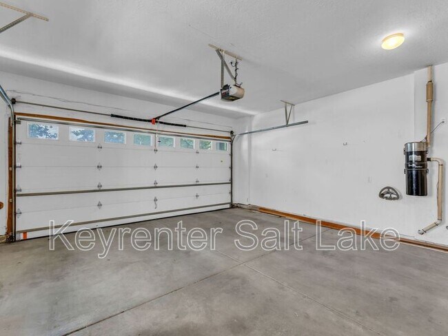 Building Photo - 2178 Netties Pl