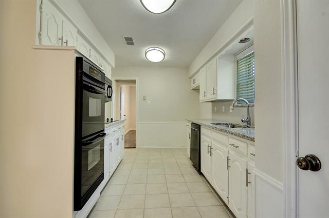 Building Photo - 2501 Glenhaven Dr