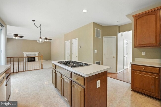 Building Photo - 9144 Big Springs Loop