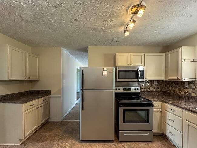 Building Photo - 5961 Chinas Ct