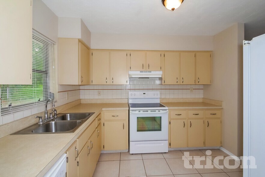 Building Photo - 6504 Georgia Ave