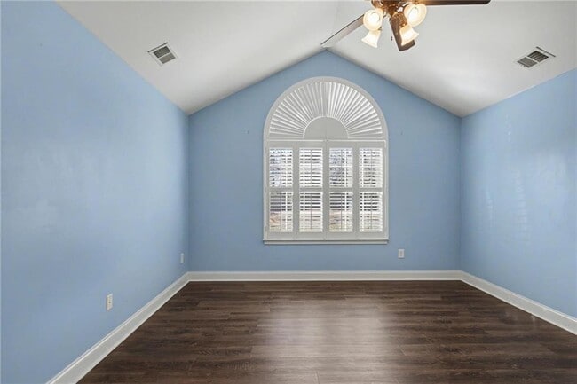 Building Photo - 214 Highlands Ridge Pl