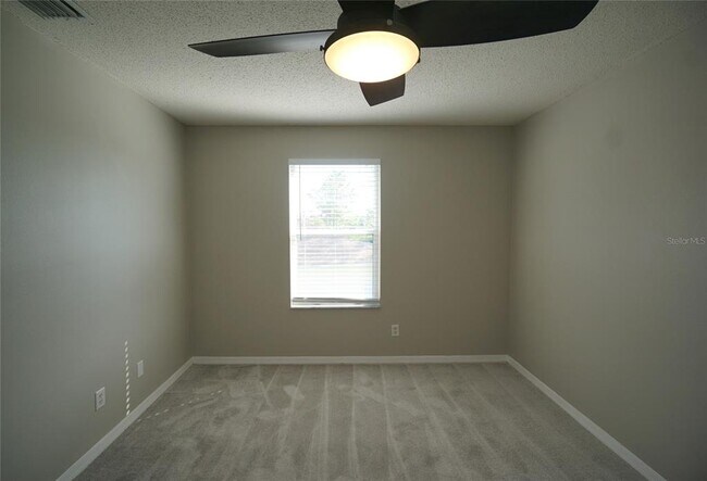 Building Photo - 10205 Goldenbrook Way