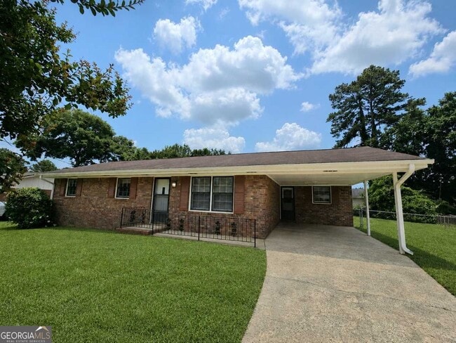 Building Photo - 6589 Allatoona Rd
