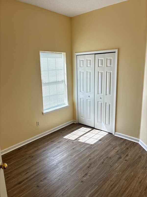 Building Photo - 9370 Scaup Way