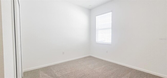 Building Photo - 429 Silver Palm Dr