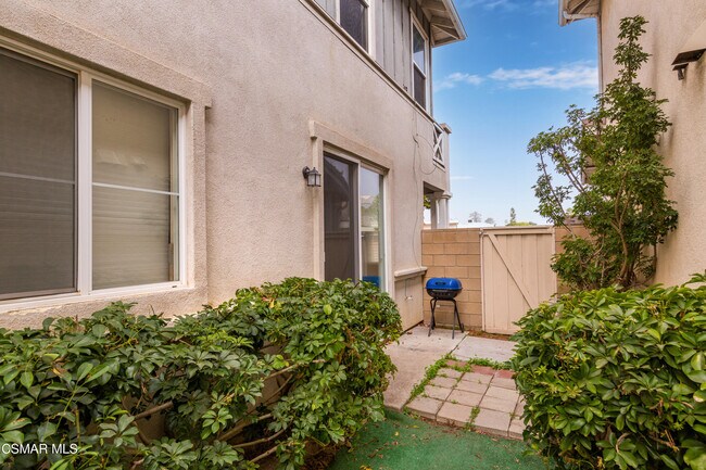 Building Photo - 214 E Port Hueneme Rd