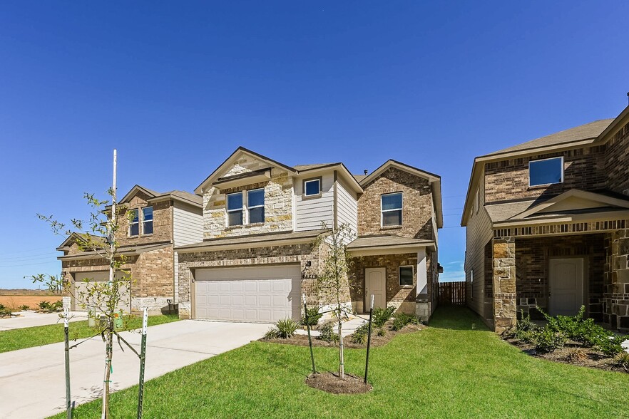 Building Photo - 7938 Tuscan Cypress Dr