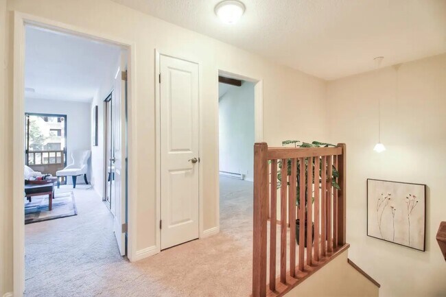 Building Photo - 1391 Gazdar Ct