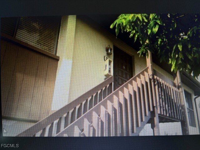 Building Photo - 4928 Vincennes St