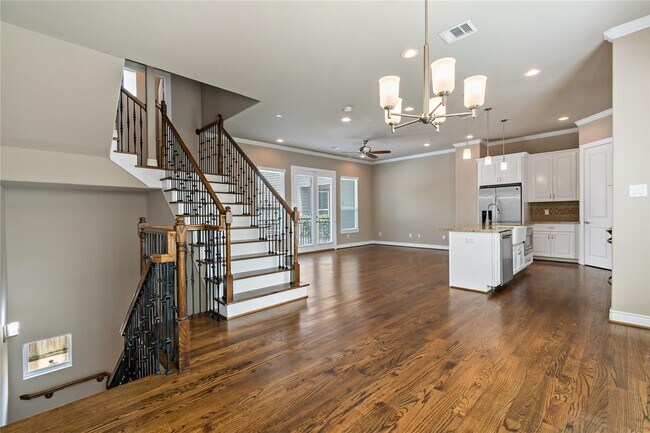 Building Photo - 4312 Dickson St