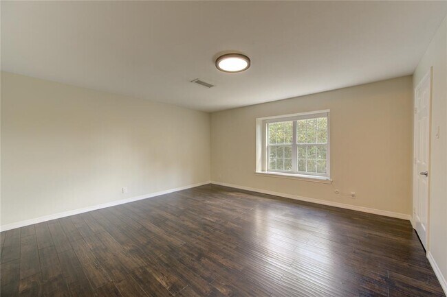Building Photo - 1289 Blalock Rd