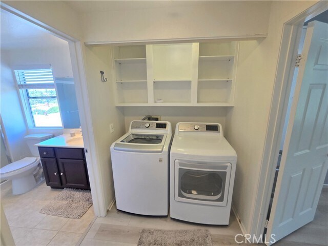 Building Photo - 14347 Albers St