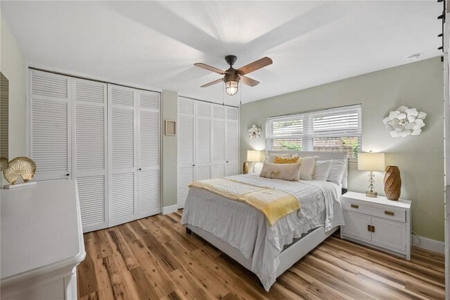 Building Photo - 2344 Woodcrest Dr