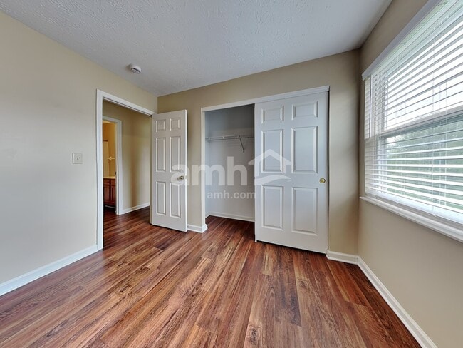 Building Photo - 45 Saddle Creek Ln