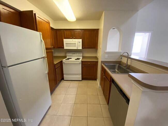 Building Photo - 8550 Touchton Rd