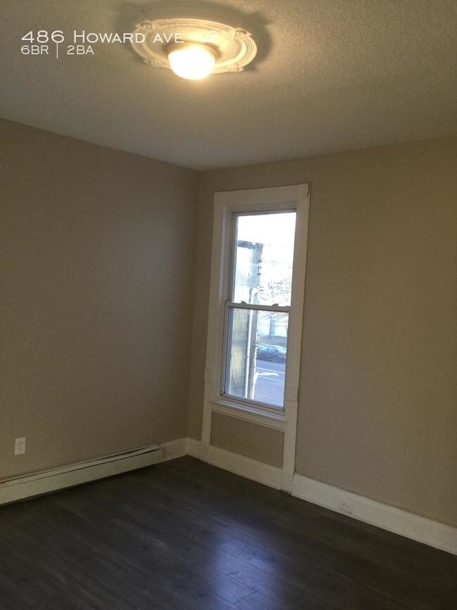 Building Photo - 6 bedroom in New Haven CT 06511