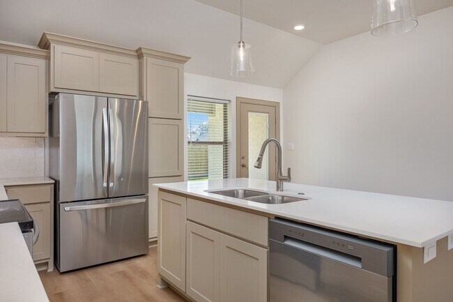 Building Photo - 3194 Dogwood Pk Blvd