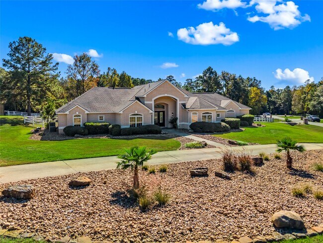 Building Photo - 11601 King George Ct