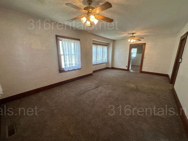 Building Photo - COMING SOON, PLEASE CHECK BACK