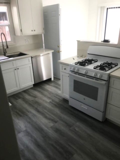 Building Photo - 25612 Oak St