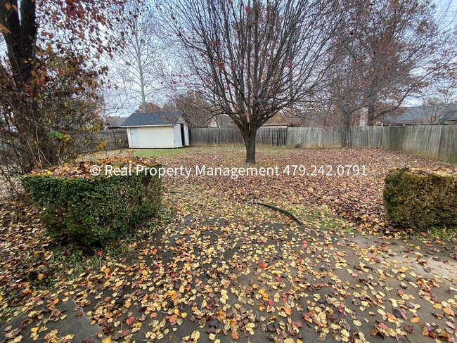 Building Photo - 2106 Breckenridge Terrace