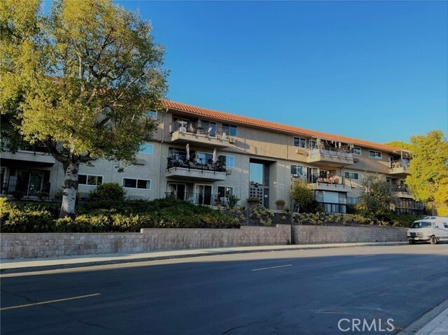 Building Photo - 2370 Via Mariposa W