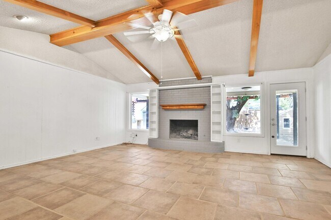 Building Photo - 4818 73rd St