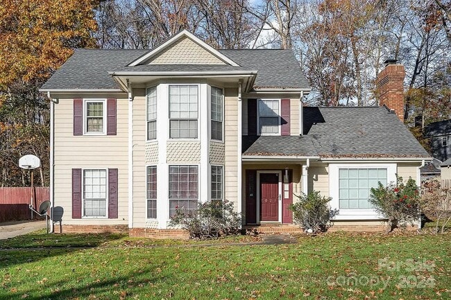 Building Photo - 2027 Killarney Pl