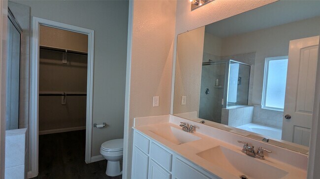 Building Photo - 23607 Lady Capulet Dr