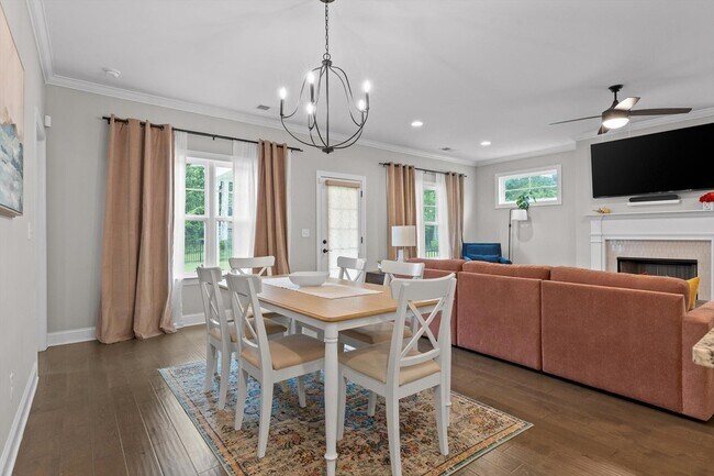 Building Photo - 7142 Tailgate Lp