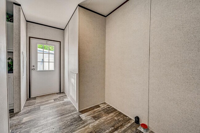 Building Photo - 1387 Red Maple Ln