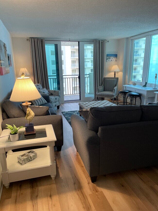 Building Photo - 2987 S Atlantic Ave