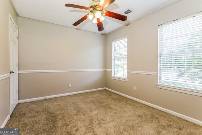 Building Photo - 100 Stanfield Ct