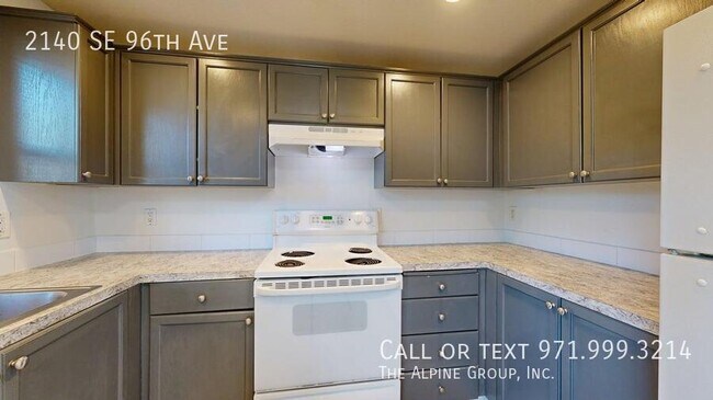 Building Photo - 2140 SE 96th Ave