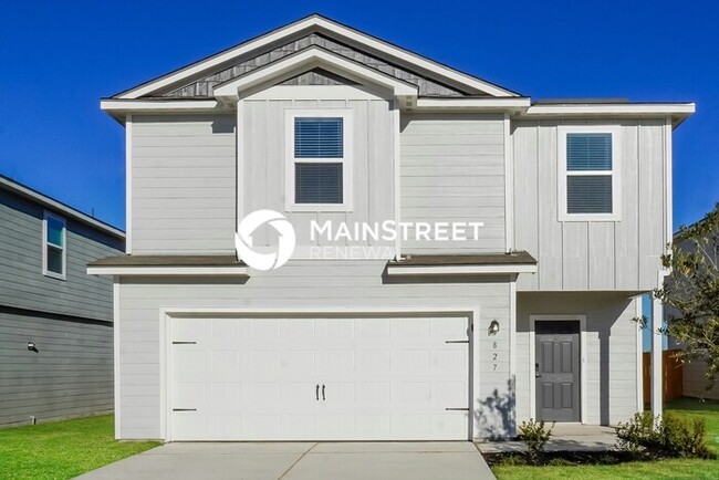 Building Photo - 4 Bedroom Pet-Friendly Home in New Braunfels, TX with Main Street Renewal