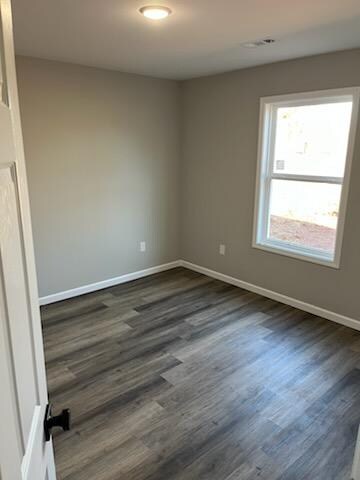 Building Photo - 410 Charles Ave