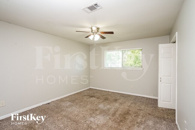 Building Photo - 10423 Collingswood Rd