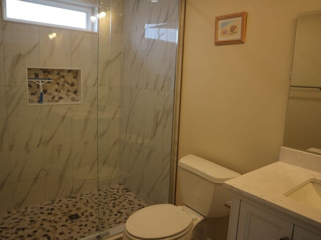 Building Photo - For Rent: Family-Friendly 2-Bedroom Home near Bayhealth Hospital and Milford, $1,675.00/month