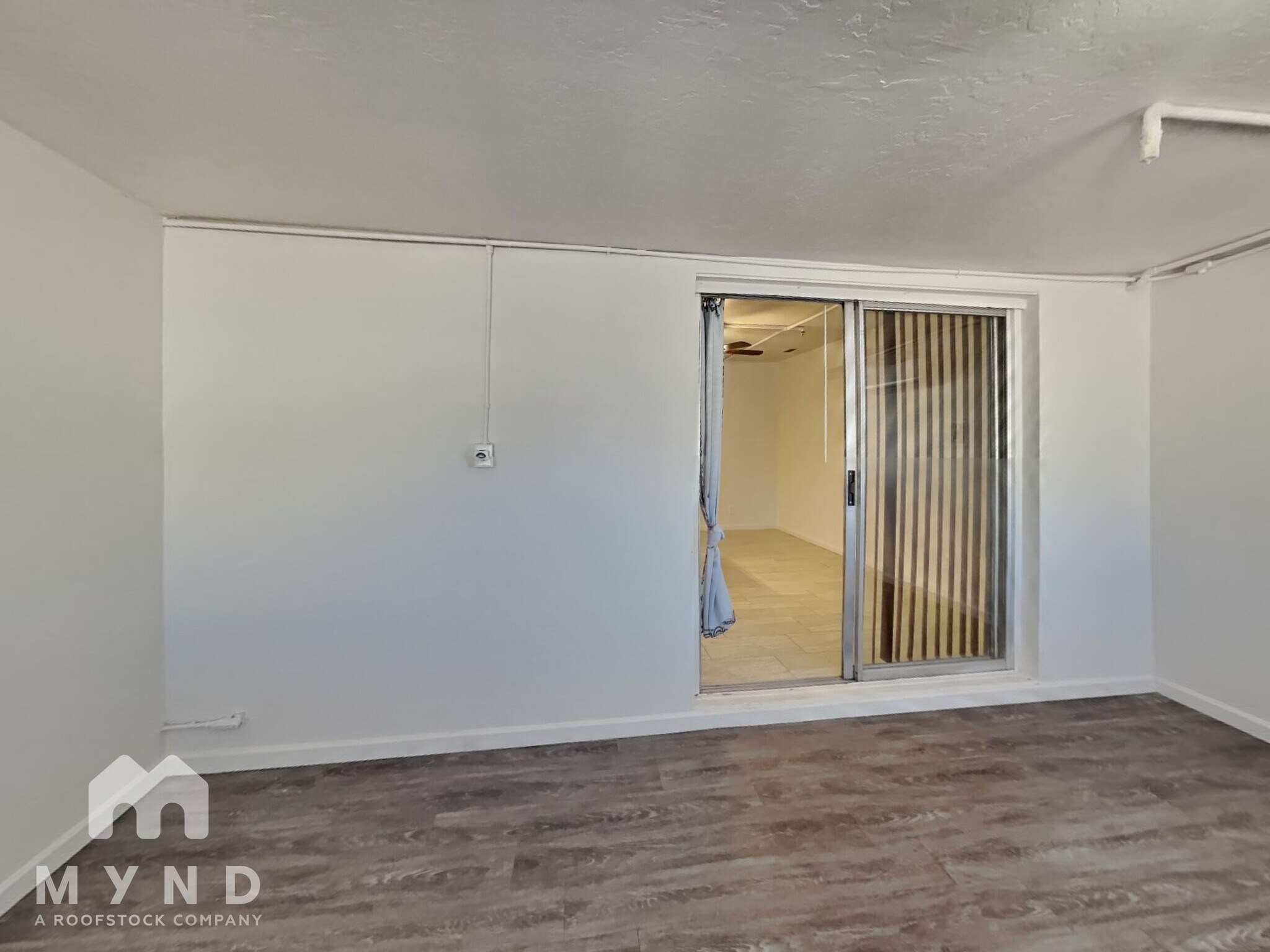 Building Photo - 1426 W 7th Ave